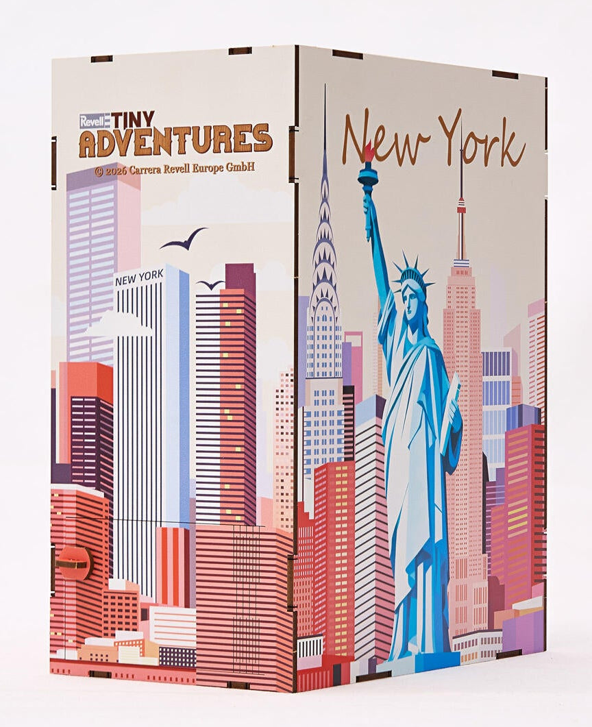 New York Tiny Adventures Book Nook Model Kit