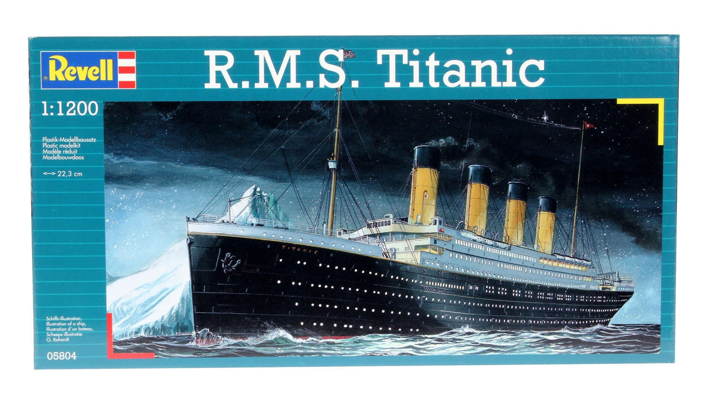 R.M.S. Titanic Model Kit