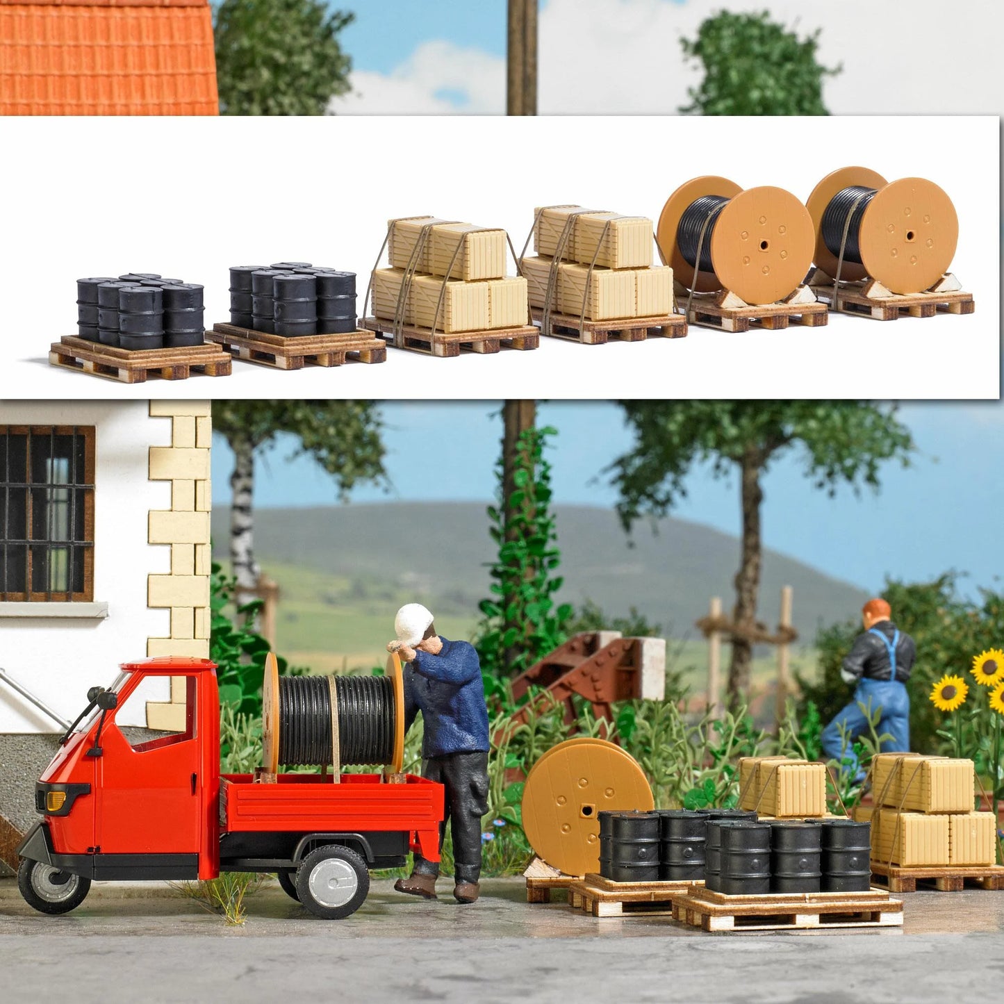 BUS10264 Pallets with cargo