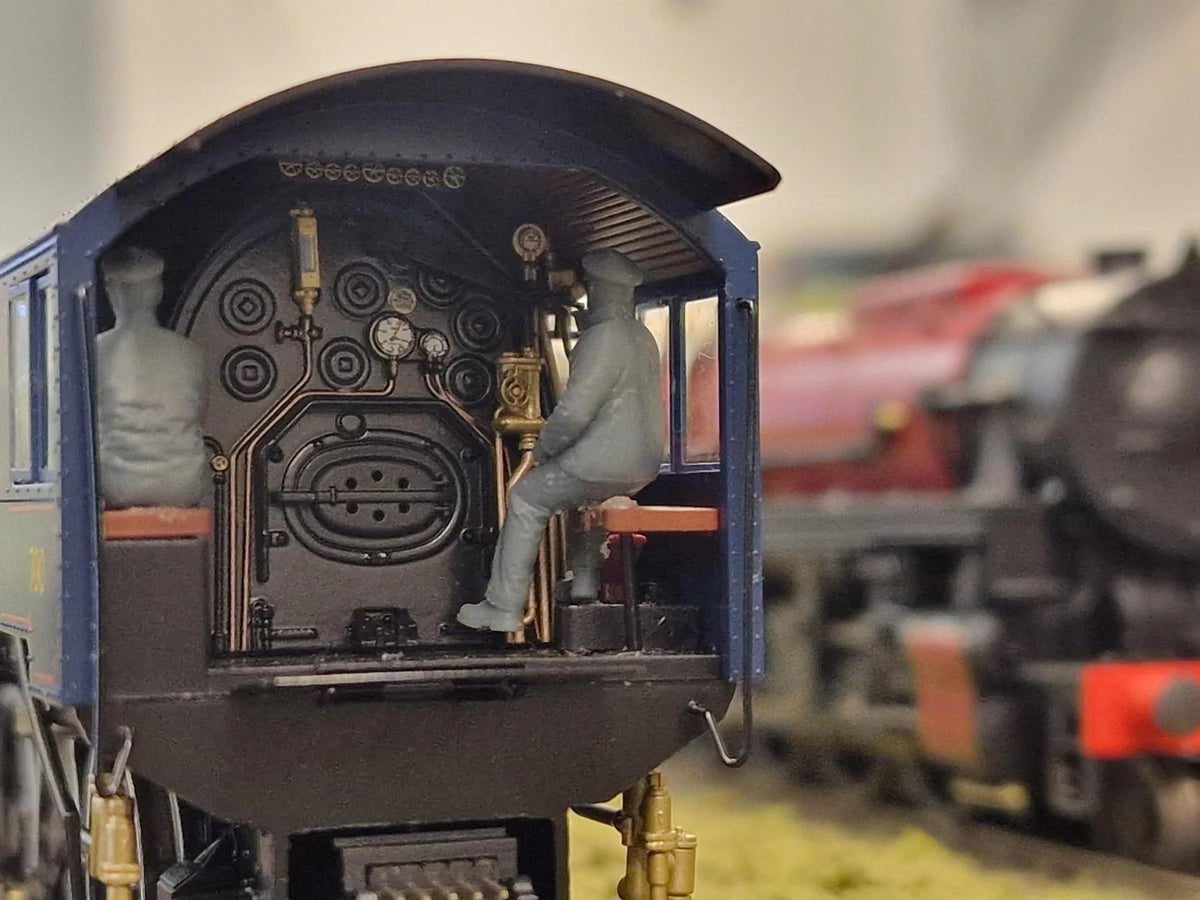 11431-076 1:76 Scale S160 LMR Crew
