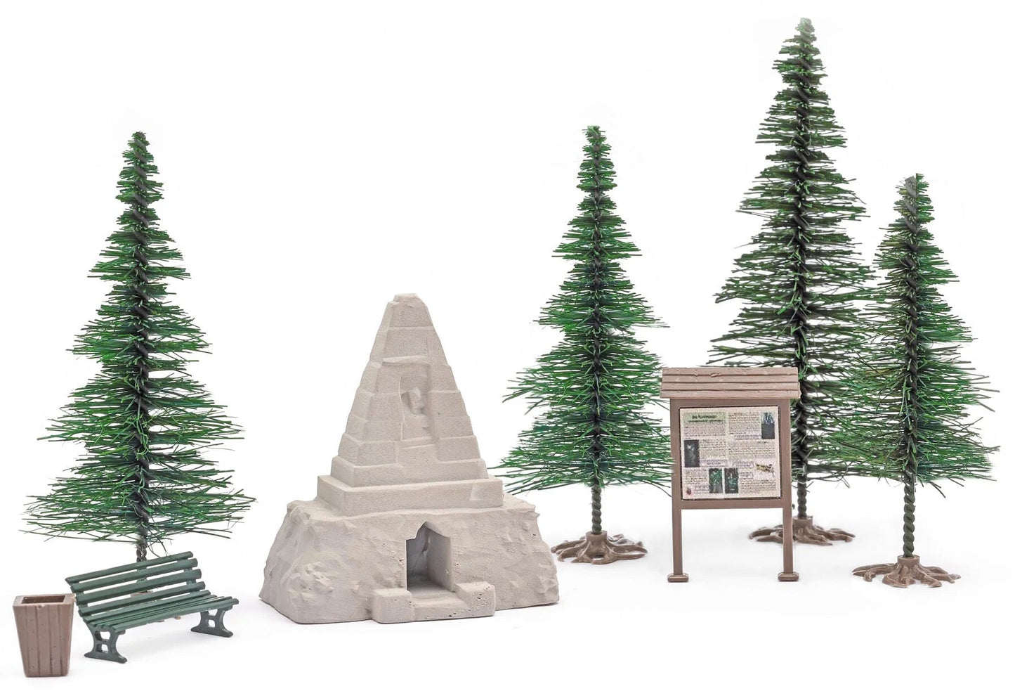 BUS1861 Obelisk in the forest