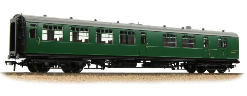 SR Bulleid Brake Second Semi-Open 10’’ Vents BR (SR) Green No.S4323S