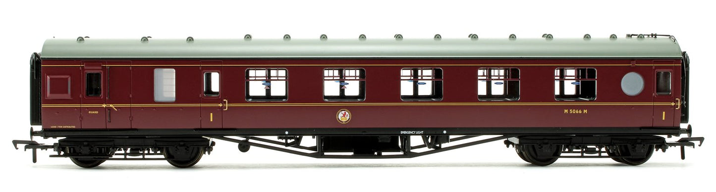 Pre-Owned LMS 60 ft Porthole Corridor Brake 1st BR Maroon Coach M5066M
