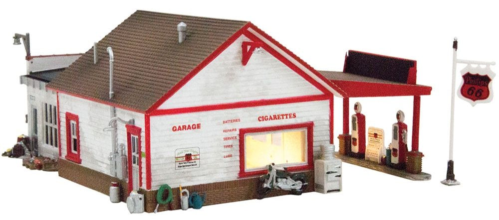 Woodland Scenics - N Gauge Buildings - Fill'er Up And Fix'er