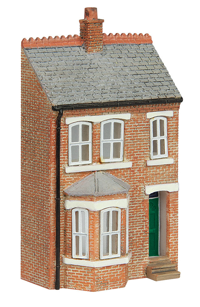 Low Relief Left Hand Bay Terrace Green