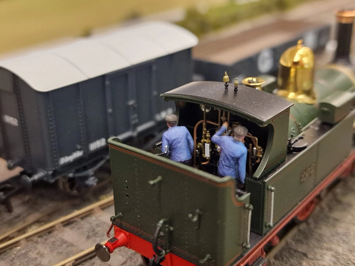 80101-076C 1:76 Scale GWR 517 Metro Pre-Grouping Crew - Full Colour 3D Print