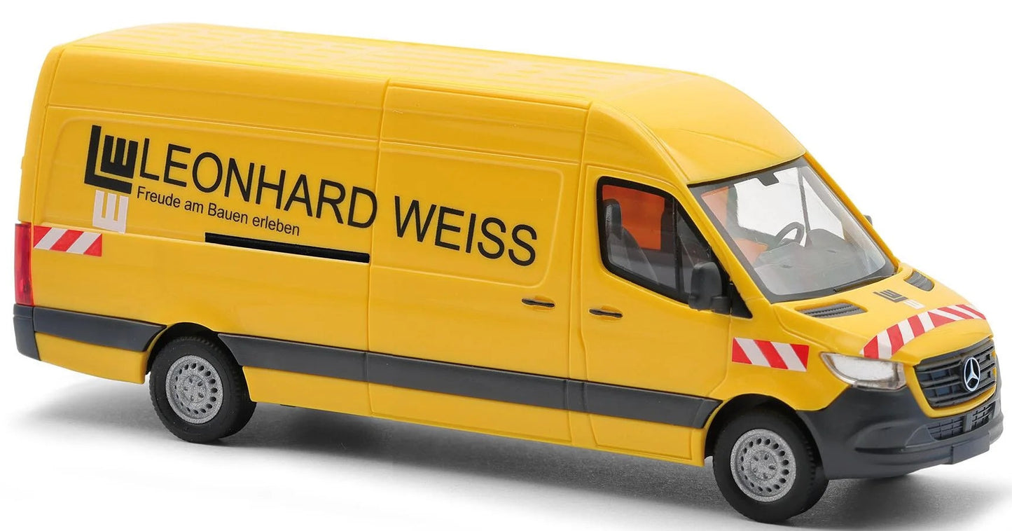 BUS52641 MB Sprinter box, Leonhard Weiss