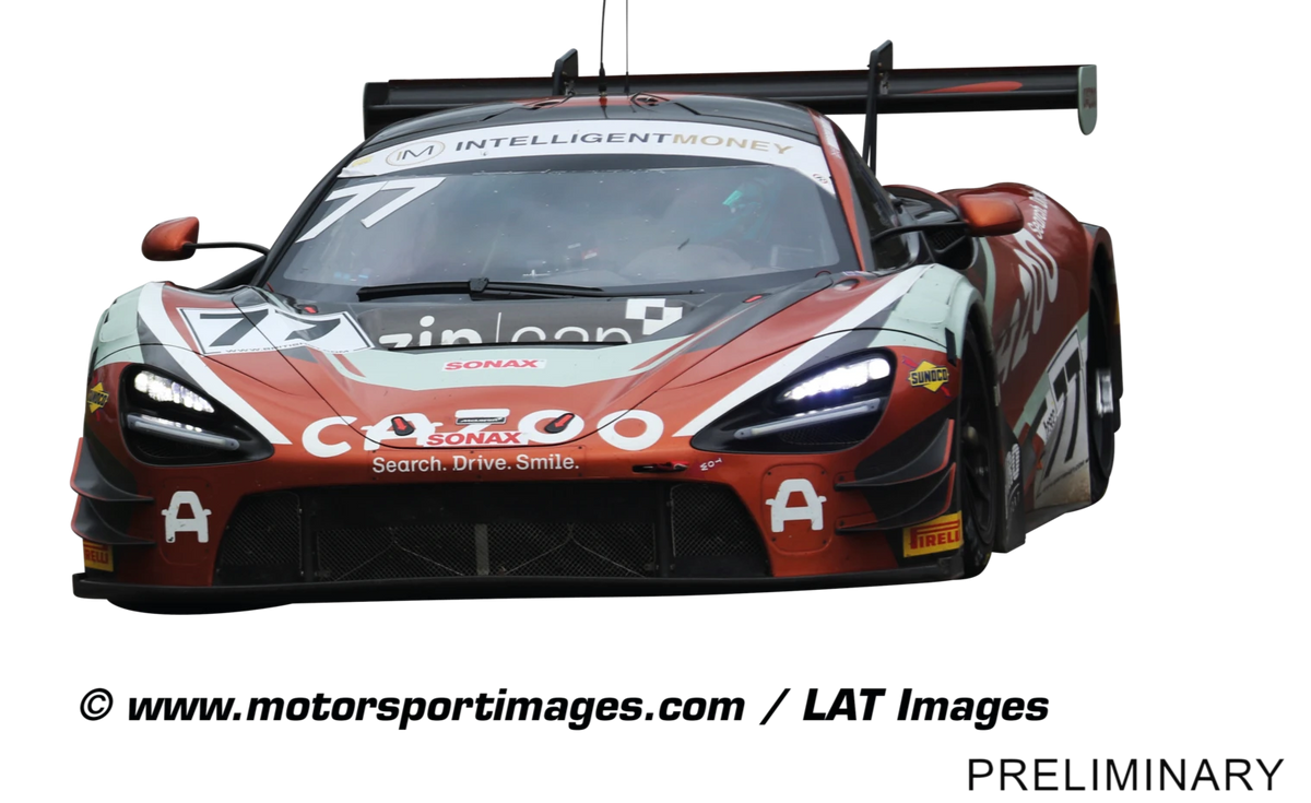 Carrera Evolution McLaren 720S GT3 – échelle 1:32, Feux Fonctionnels, British GT 2023