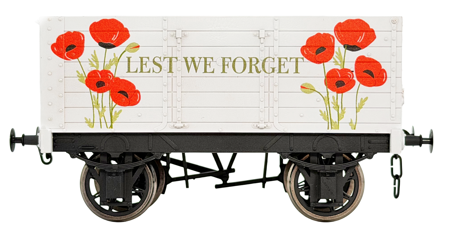 7F-073-038 Plank 9' Wheelbase Lest We Forget Poppy - Weathered