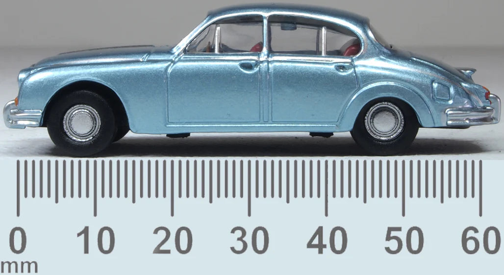 Jaguar Mk2 Opalescent Silver Blue