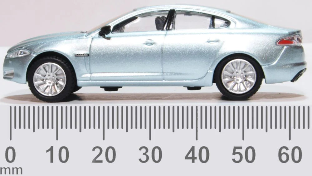 Jaguar XF Crystal Blue