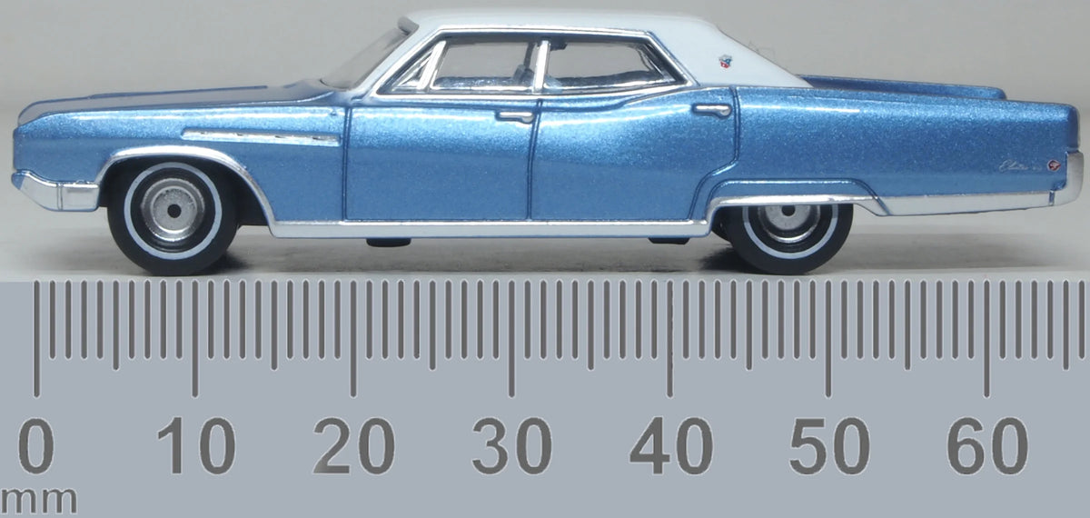 87BE68002 1968 Buick Electra 225 Medium Teal Blue Mist/Parchment