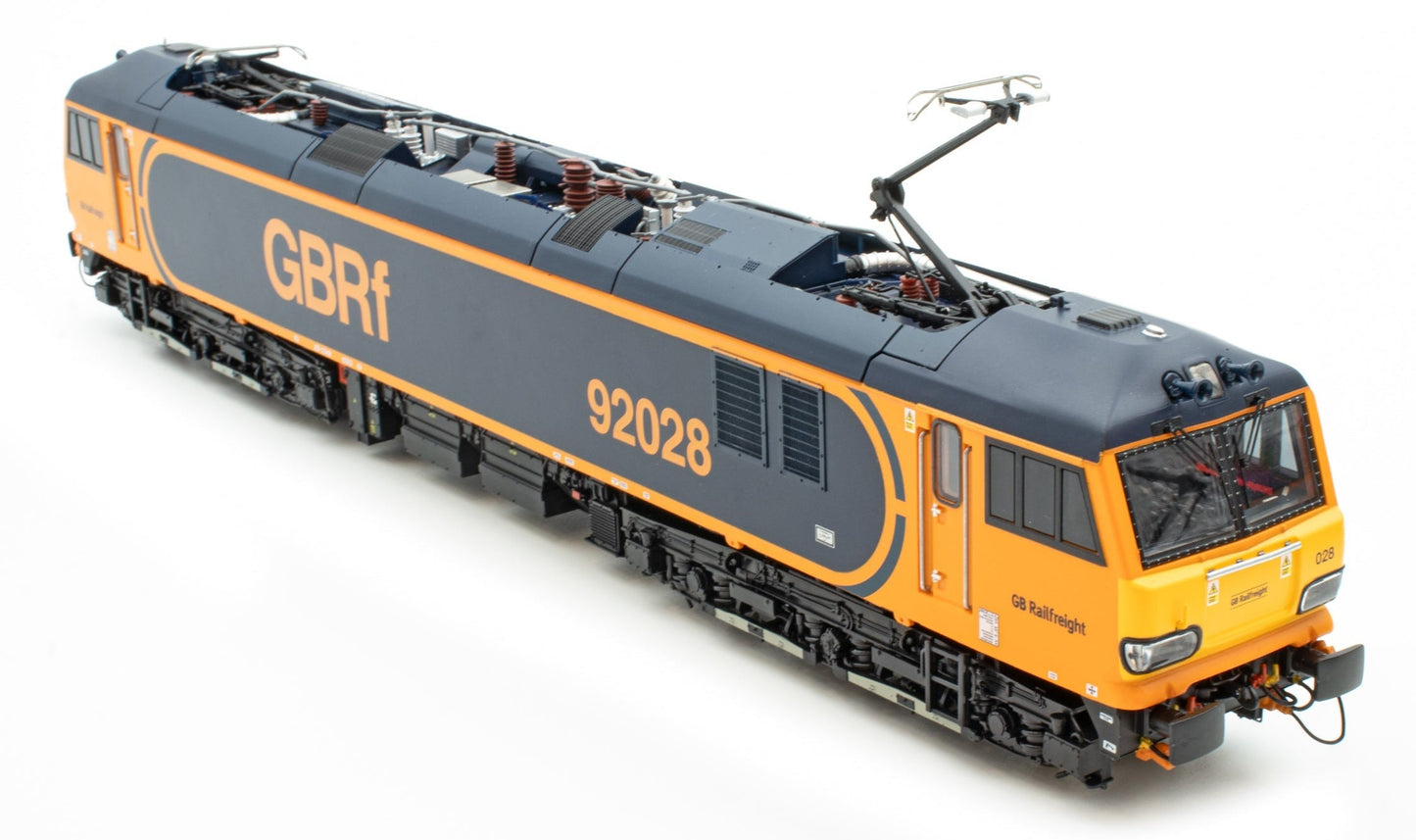 Class 92 GB Railfreight No.92028 Electric Locomotive - DCC Fitted