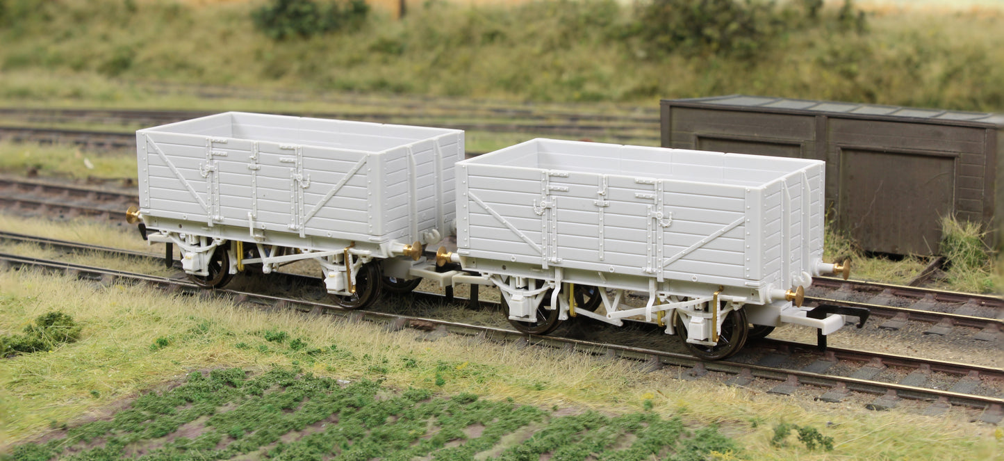 973001 GER Dia.48 7-Plank Open Wagon GER No.9853