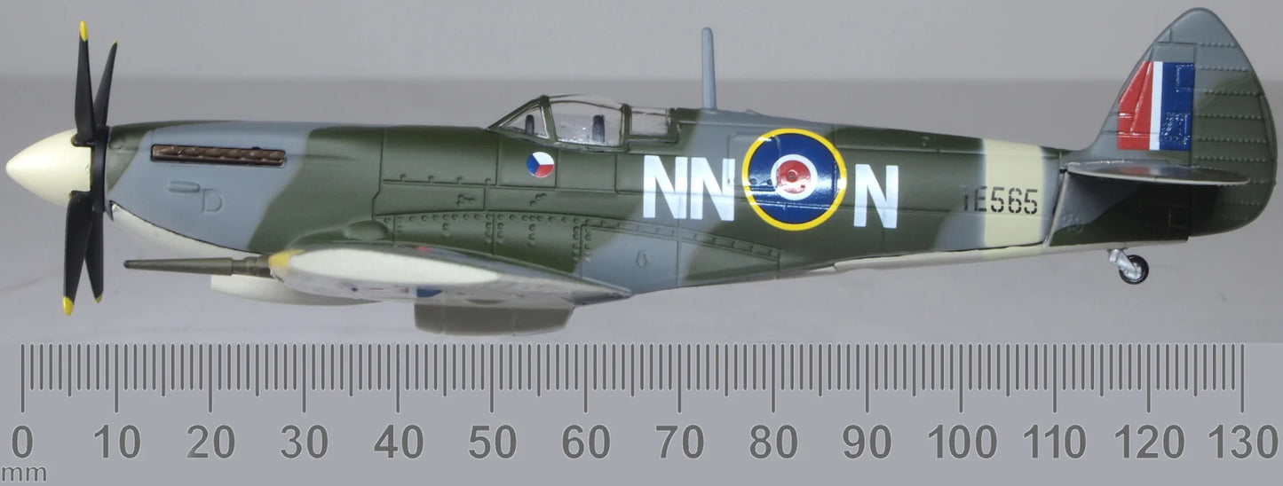 Supermarine Spitfire IXE RAF No.310 (Czech) Sqn. Manston