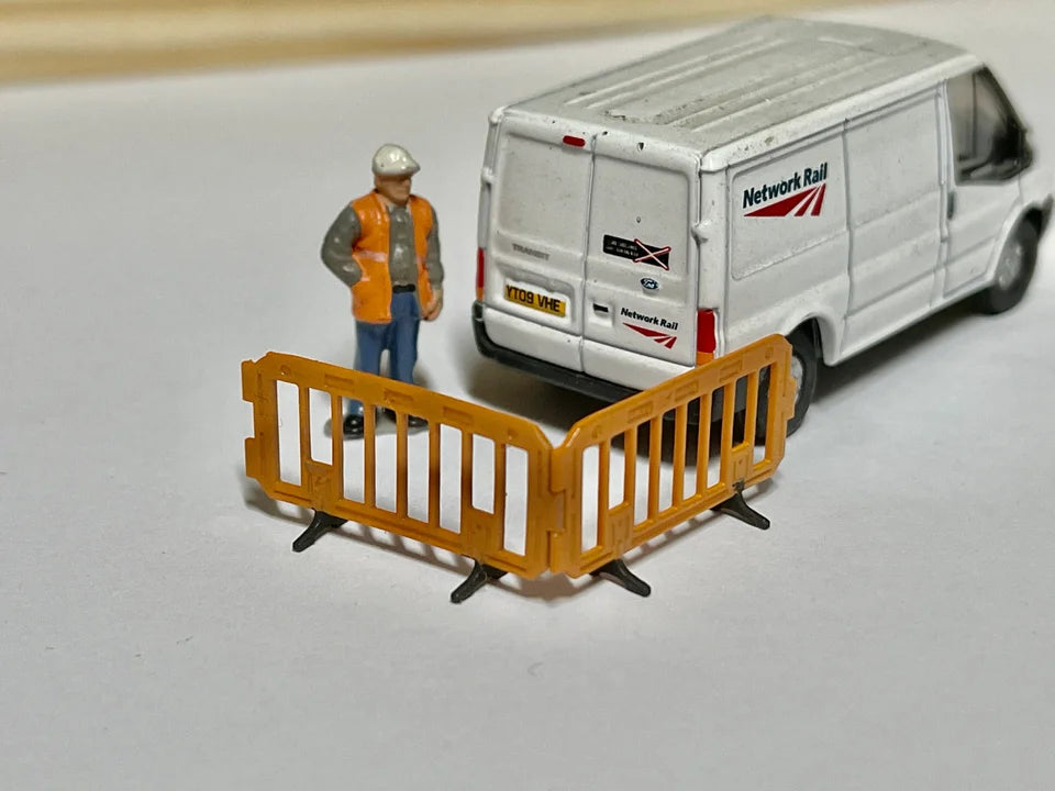 OO Gauge Work Barriers (Pack of 5) - Unpainted
