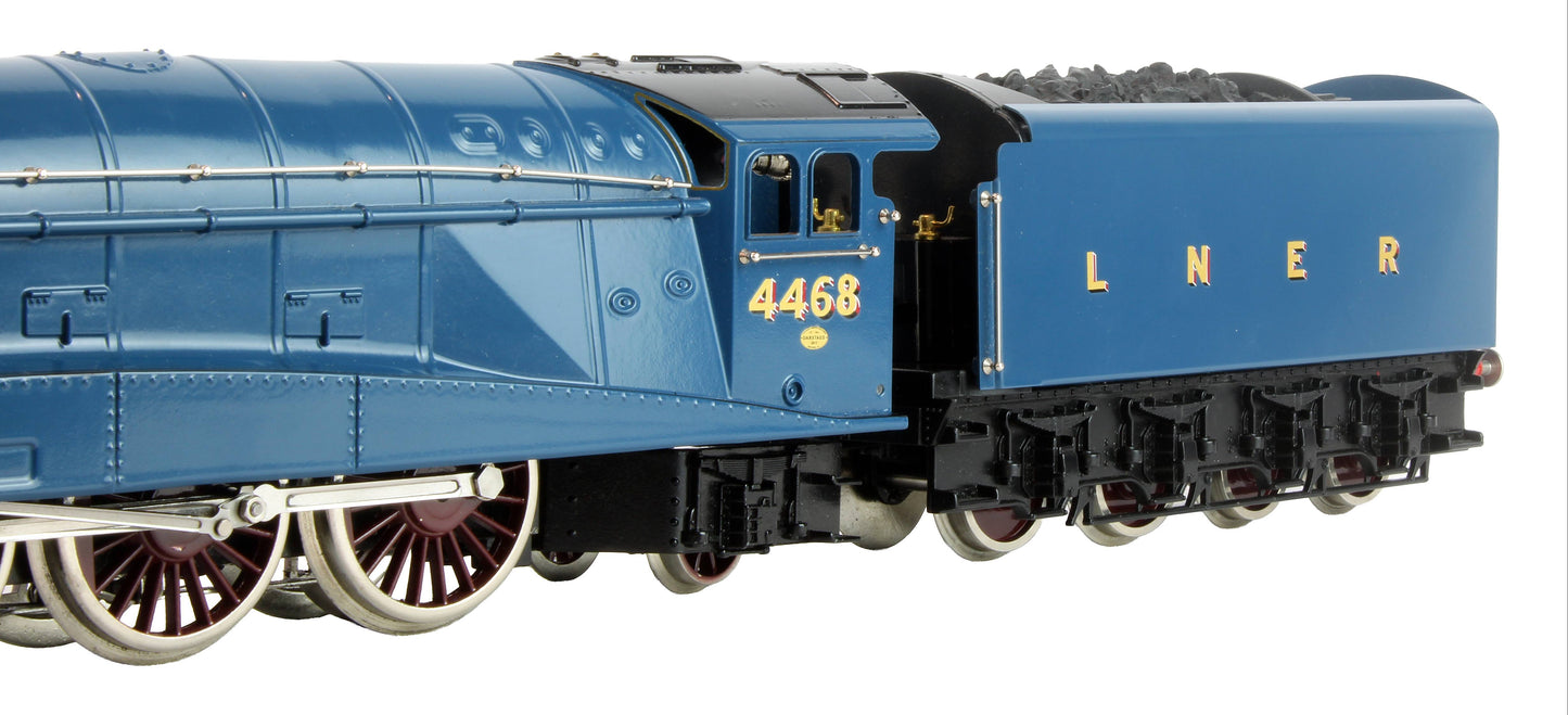 Pre-Owned LMS Garter Blue Semi Gloss Class A4 4-6-2 'Mallard' 4468 Steam Locomotive