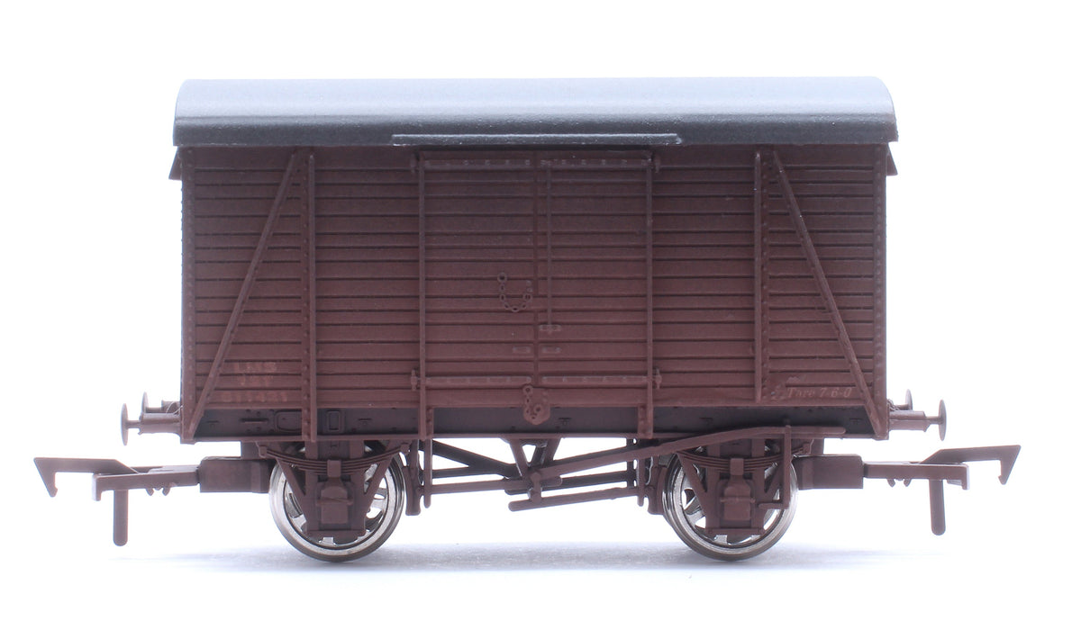 Pre-Owned Box Van LMS No.611421 - Weathered