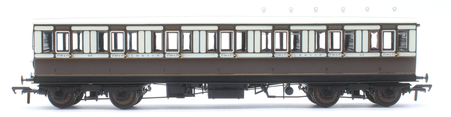 978051 48' LBSCR ‘Evolution’ Non-Corridor First No.612