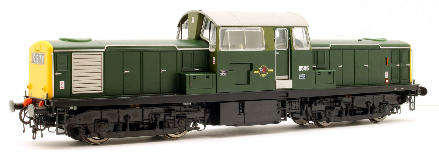 Class 17 Clayton 8546 BR Green (Full Yellow Ends) Diesel Locomotive