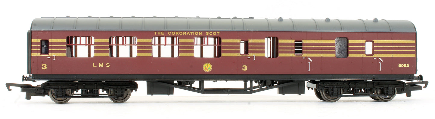 Pre-Owned R4588 LMS Coronation Coach Pack