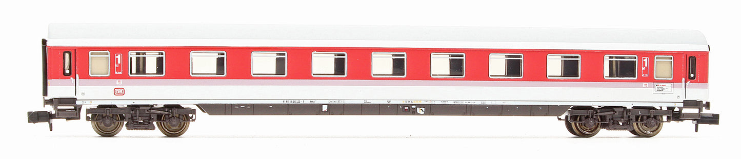 Pre-Owned Set Of 3 Assorted DB Passenger Coaches