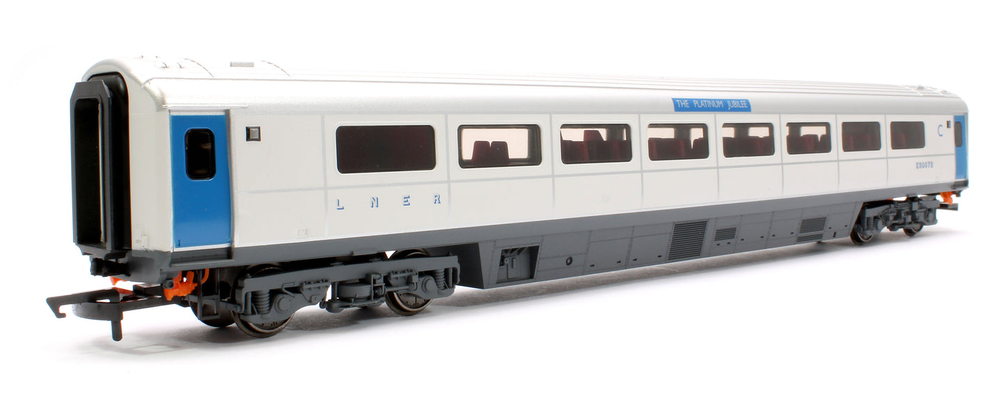 Mk3 Sliding Door Trailer First Disabled Platinum Jubilee of HM Queen Elizabeth II ER0072