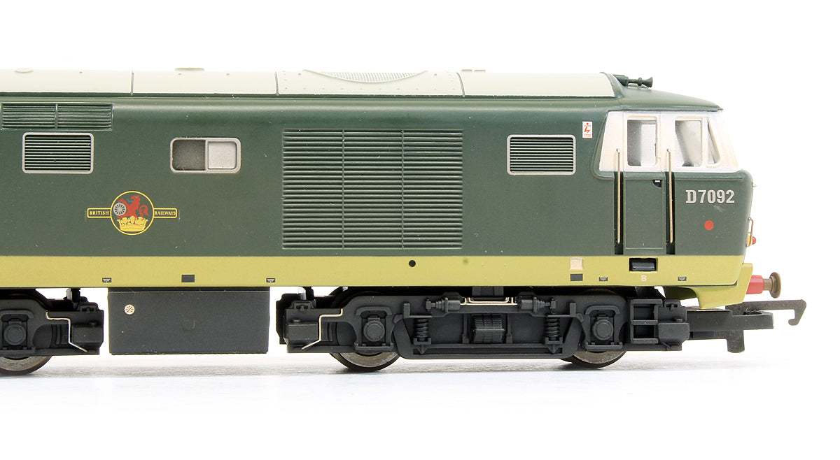Pre-Owned Class 35 Hymek 'D7092' BR Green Diesel Locomotive (Weathered)