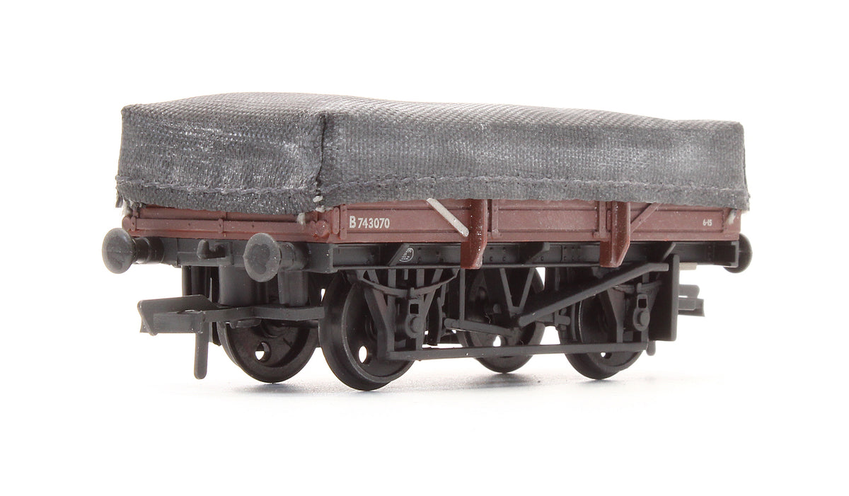 Pre-Owned Set Of 5 Plank China Clay Wagons BR Bauxite (Early) With Tarpaulin Covers - Custom Weathered