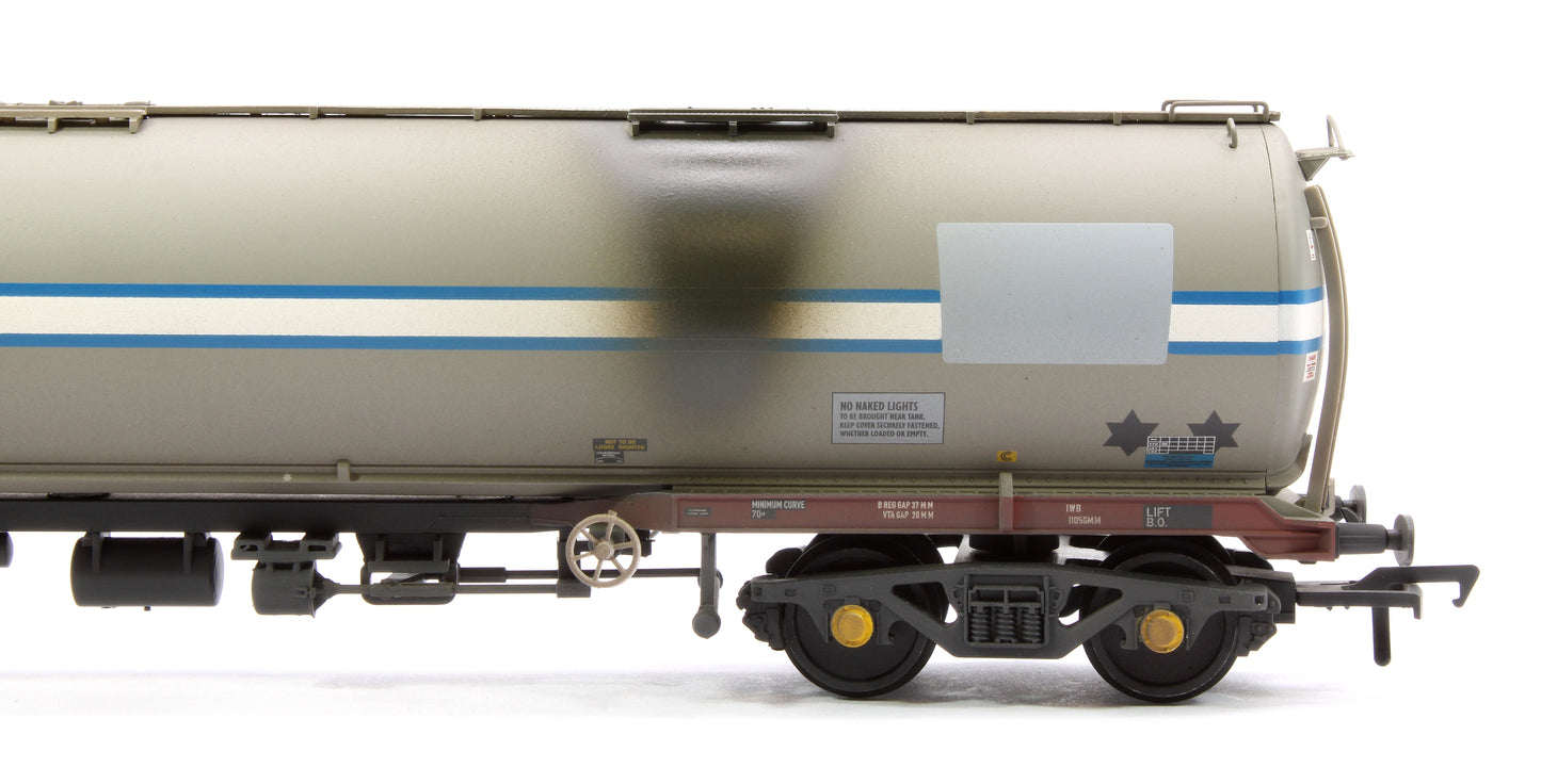 Pre-Owned 38-109B BR 102T TEA Bogie Tank Wagon Debranded (ex-Jet-Conoco) Light Grey No.PR82678 (ex-136)- Weathered