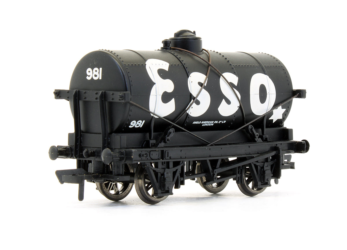 Pre-Owned Tank Wagon With Large Filler 'Esso' No.981