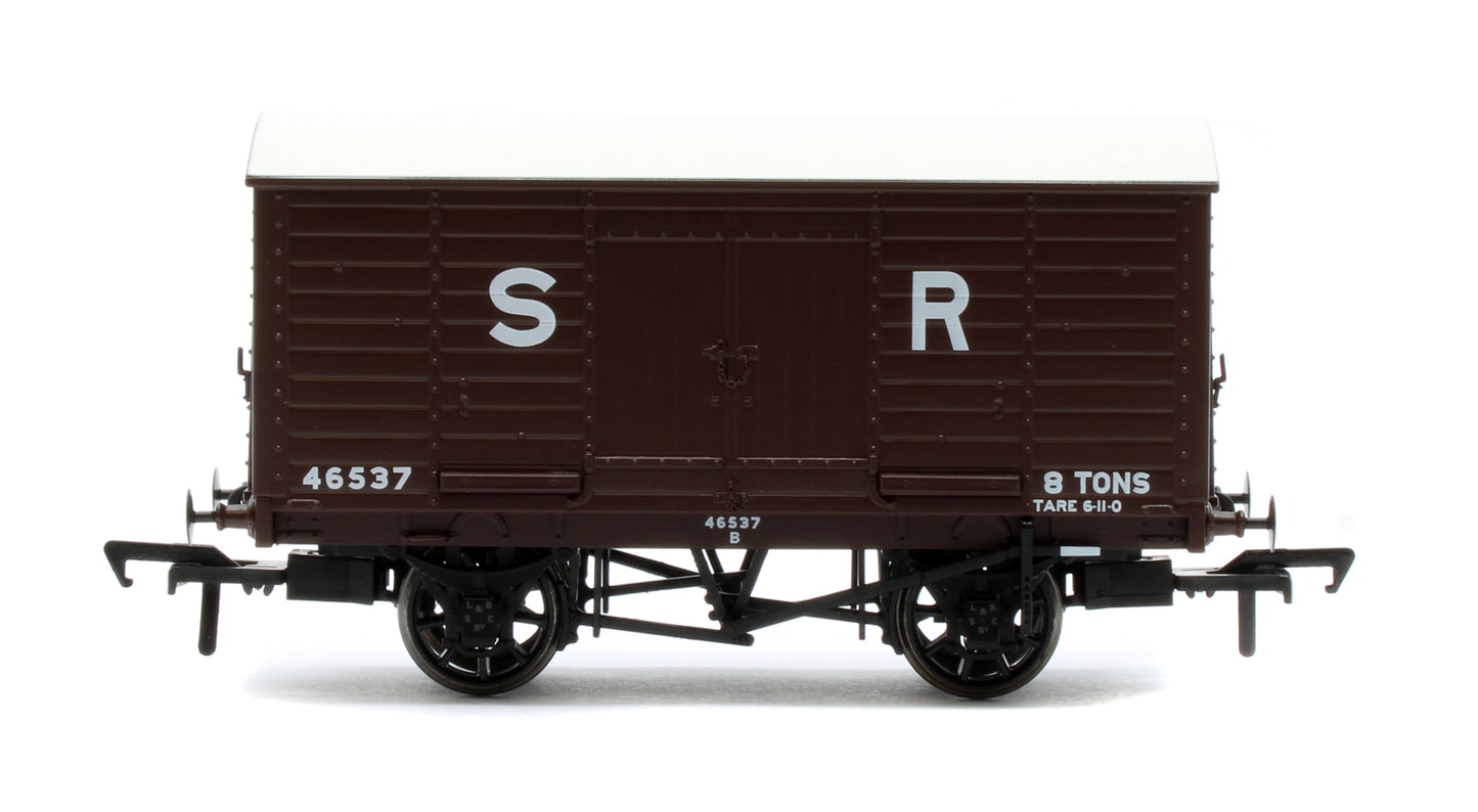 979007 LB&SCR Dia.8-Ton Goods Van SR (pre-36) No.46537
