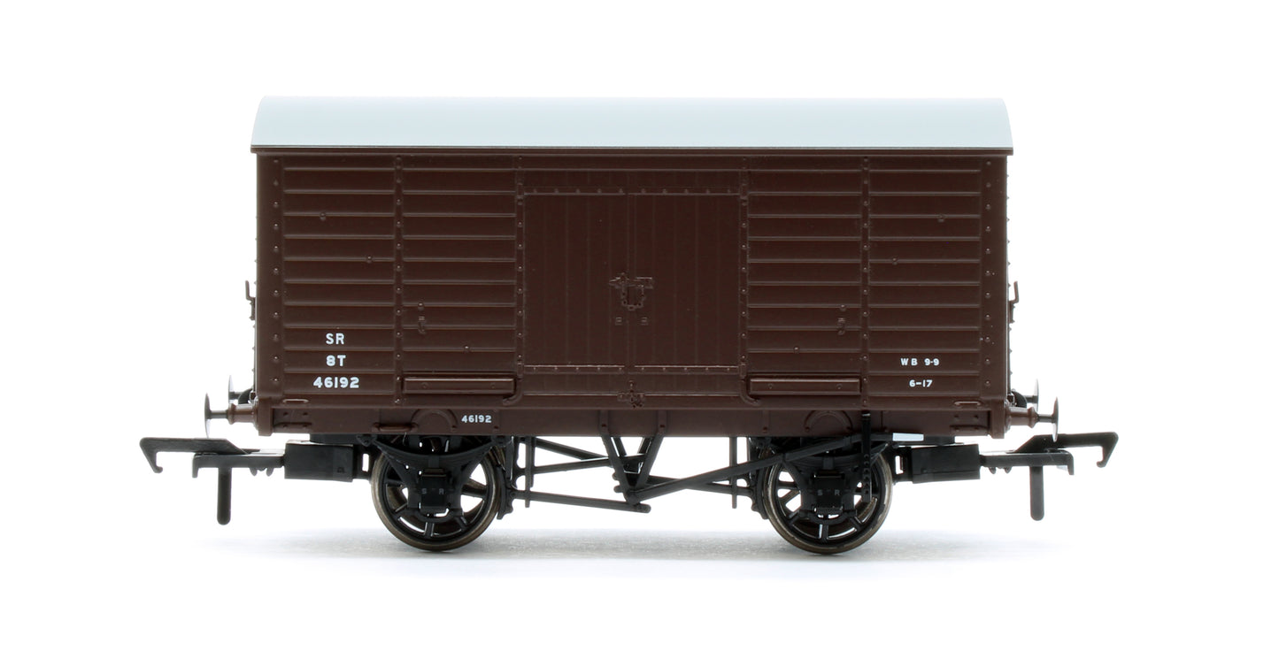 979013 LB&SCR Dia.8-Ton Goods Van SR (post-36) No.46192