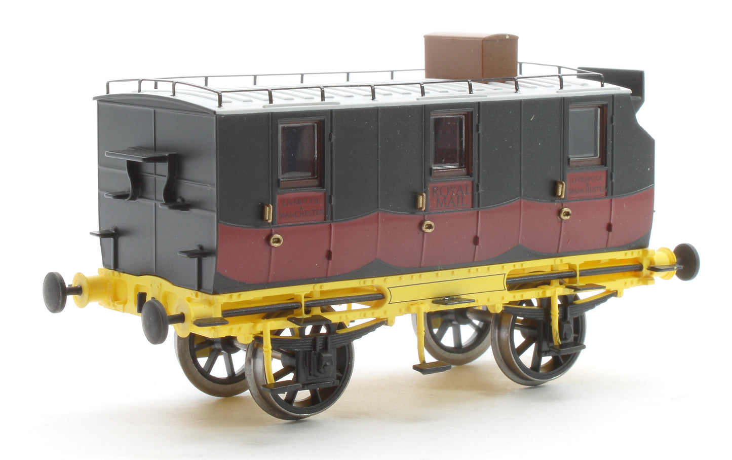 Pre-Owned R3956 L&MR Stephenson's Rocket Mail Coach Train Pack