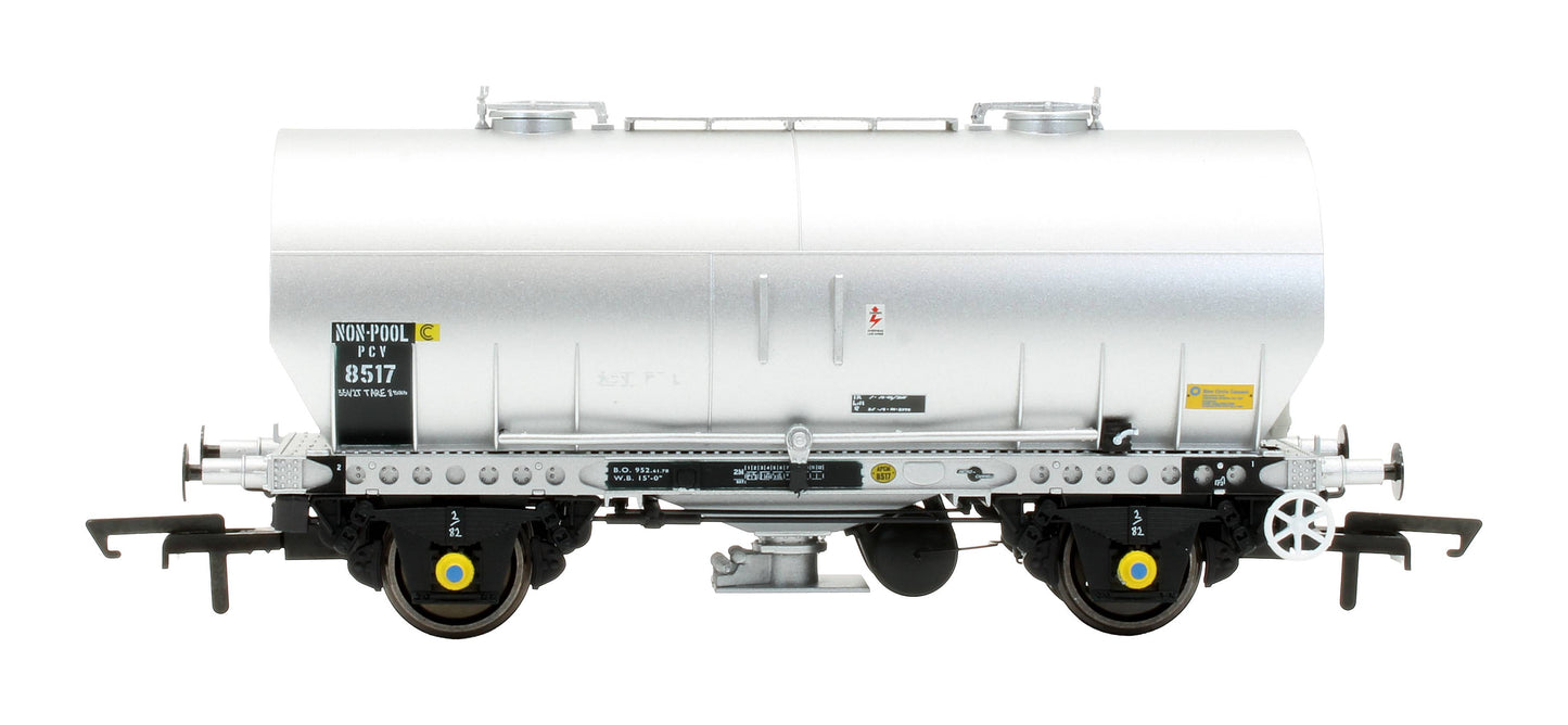 Pre-Owned Set Of 3 APCM Cemflo / PCV Bulk Cement wagon Tops APCM 8052/8056/8517