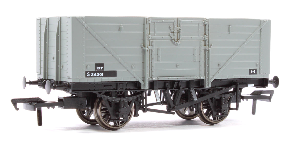 Southern Railway 8 Plank Open Wagon D1379 No.S34301, BR Grey