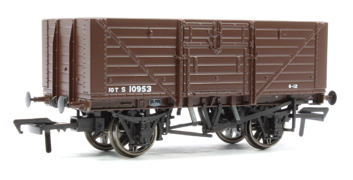 Southern Railway 8 Plank Open Wagon D1400 No.S10953, SR Brown with BR Lettering
