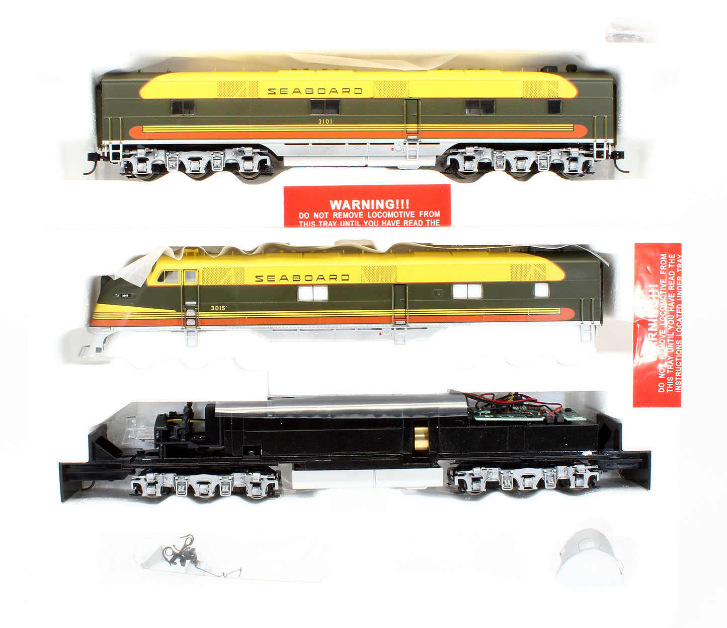 Pre-Owned E6 Diesel Locomotive Seaboard - Road #3015 + E6B Locomotive - Road #3101