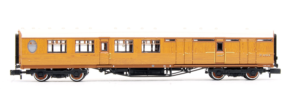 Pre-Owned Thompson Brake Third Corridor LNER Teak