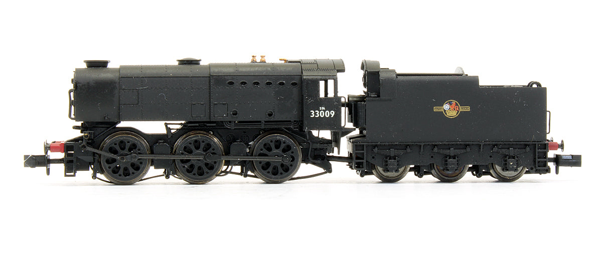 Pre-Owned BR Black Q1 No.33009 Late Crest Steam Locomotive