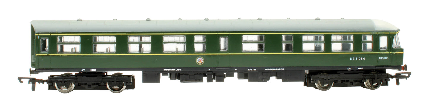 Pre-Owned D105 BR Green 2x Car Class 124 'NE51953 & NE51954' DMU