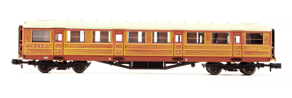 Pre-Owned 2P-011-103 Gresley LNER Teak 1st Class Coach 31874