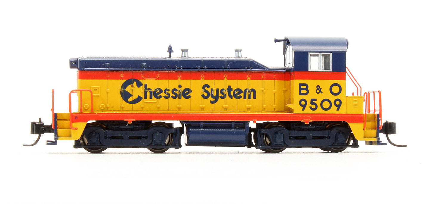Pre-Owned EMD NW2 Diesel Locomotive Chessie System - Road #9509