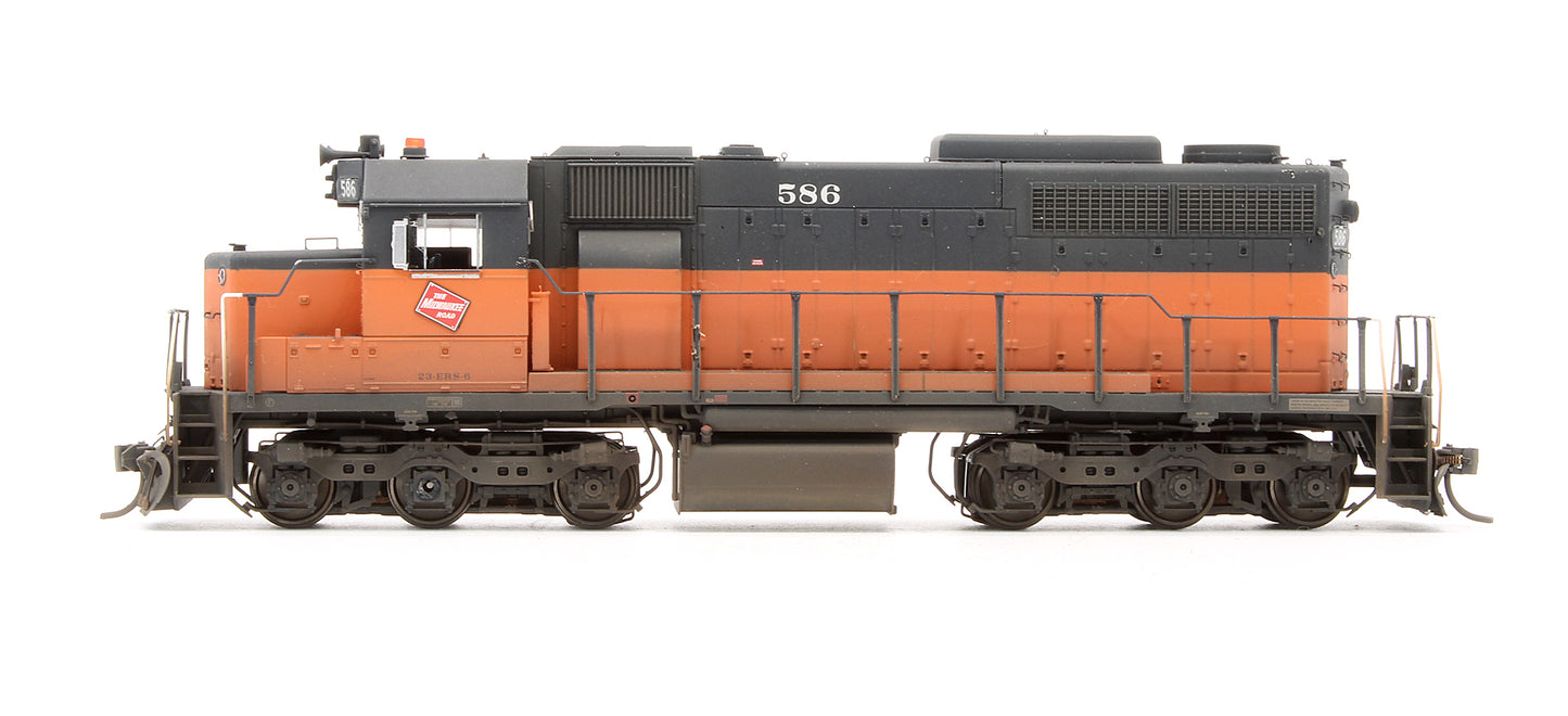 Pre-Owned EMD SDL39 Diesel Locomotive Milwaukee Road - Road #586 - Custom Weathered - DCC Sound