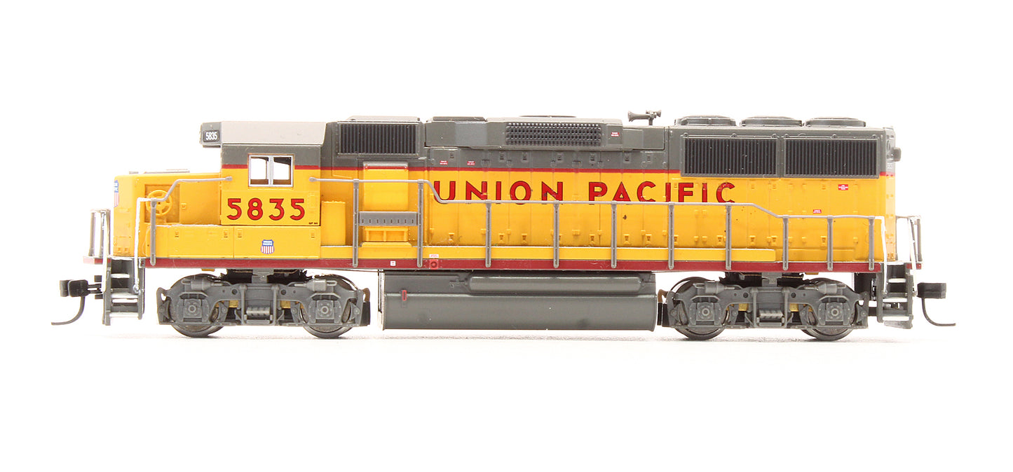 Pre-Owned 7477 GP60 Diesel Locomotive Union Pacific - Road #5835