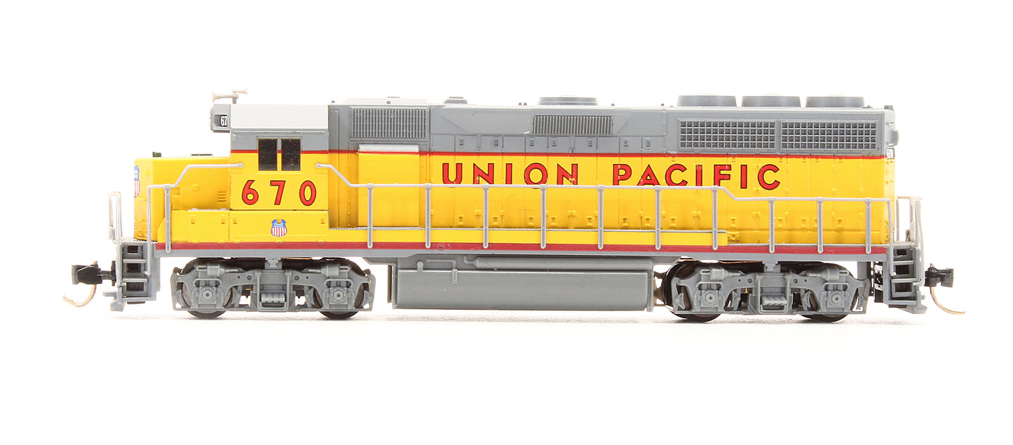 Pre-Owned 48536 GP40 Diesel Locomotive Union Pacific - Road #670