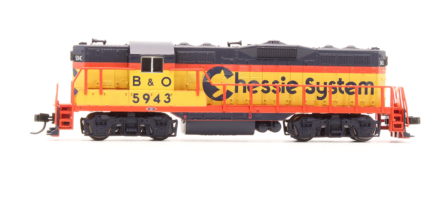 Pre-Owned 40 003 107 GP9 Diesel Locomotive Chessie System (B&O) - Road #5943