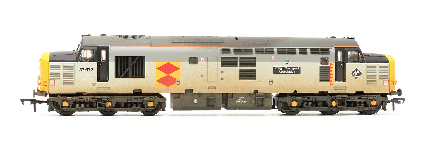 Pre-Owned Class 37/672 'Freight Transport Association' RFD Diesel Locomotive - Weathered - Limited Edition