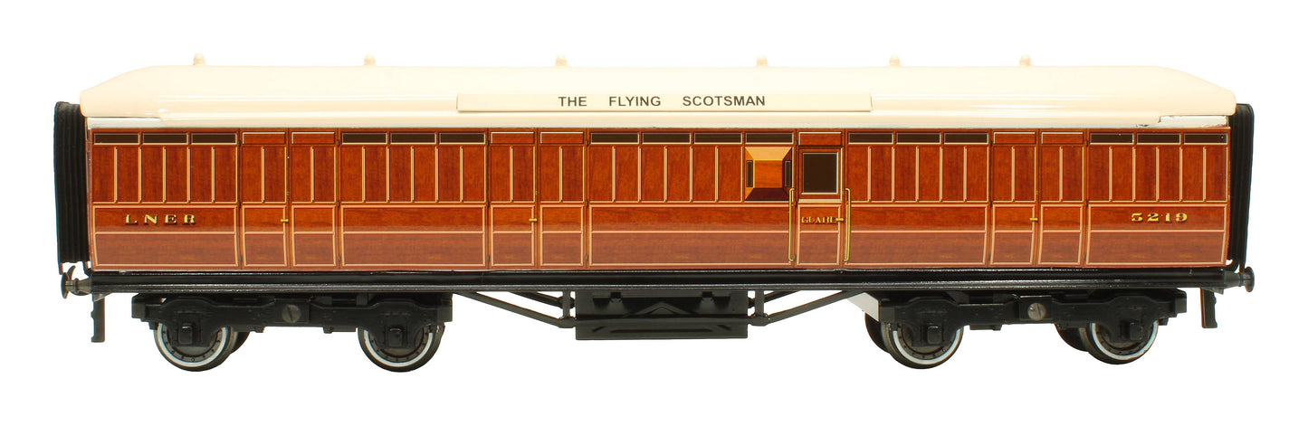 Pre-Owned LNER Teak Brake Coach '5219'