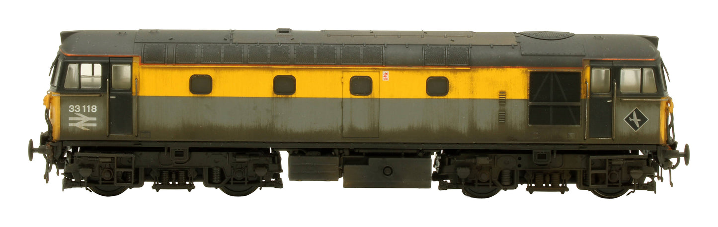 Pre-Owned Class 33/1 33118 BR Civil Engineers Grey/Yellow Diesel Locomotive - Custom Weathered